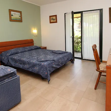 Aparthotel Eurobeach 3*