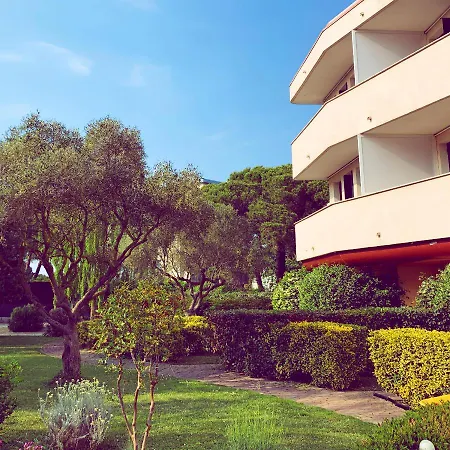Eurobeach Aparthotel 3*